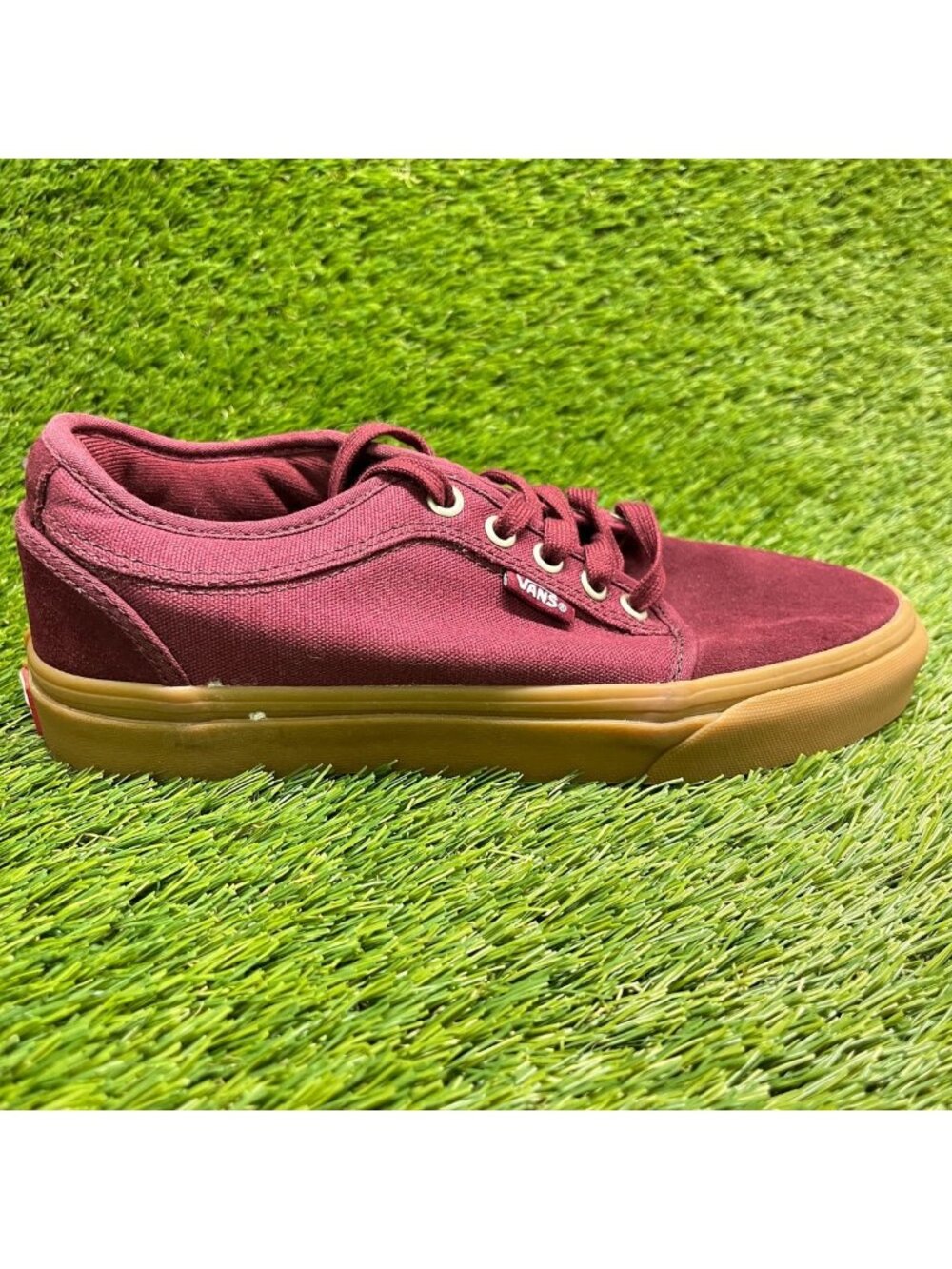 Vans Chukka Low Mens Size 6.5 Burgundy Gum Athletic Suede Skate Shoes Sneakers